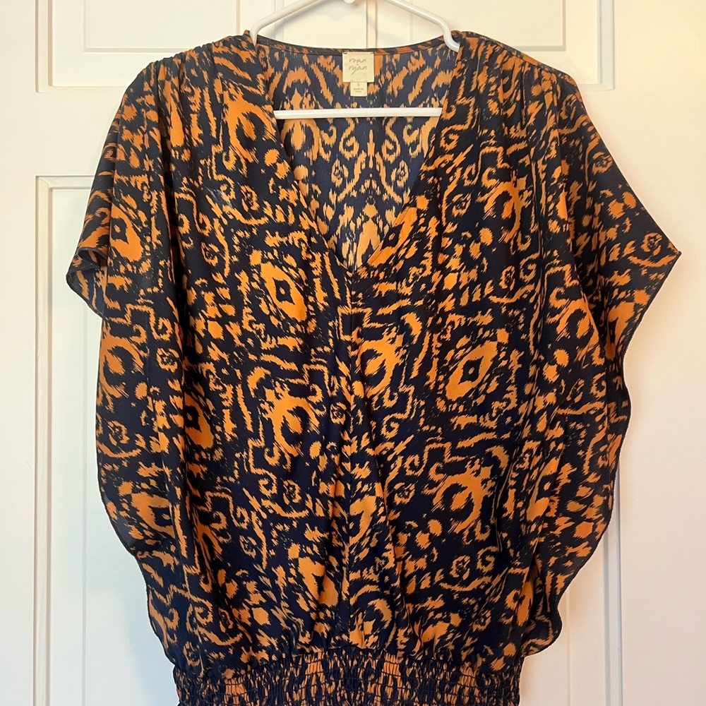 Chic Orange And Black Patterned Blouse - image 1